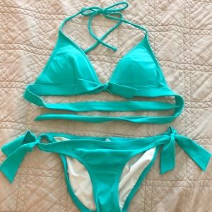 Victoria’s Secret bikini